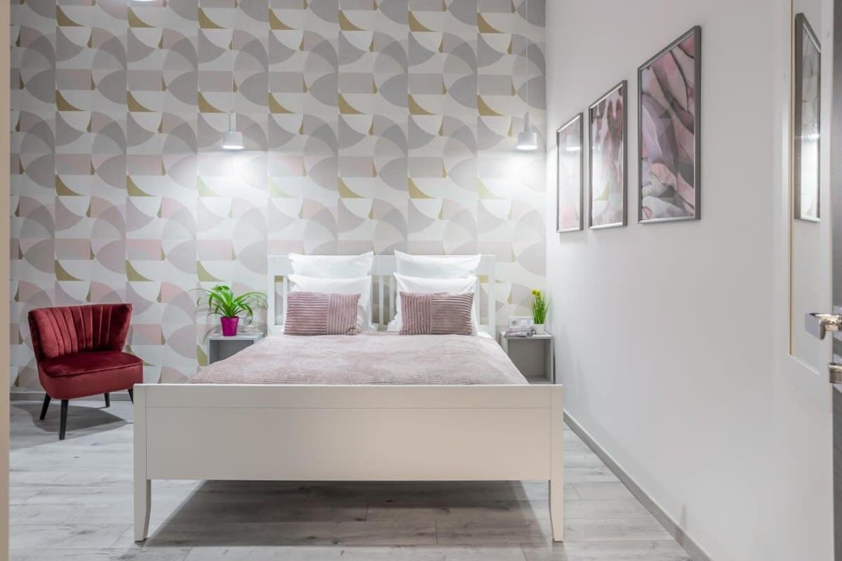 Gorgeous & Super Central Studio Budapest Ngoại thất bức ảnh